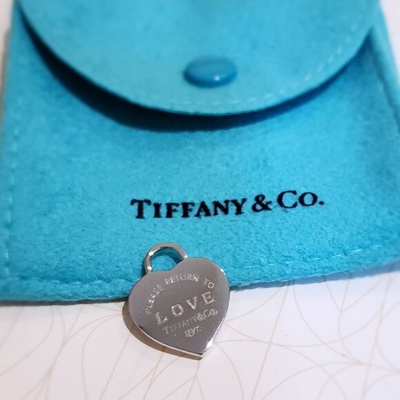 Tiffany & Co. Silver Heart Pendant with Blue Pouch - Picture 3 of 5